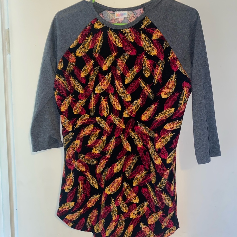 Lularoe Randy shirt